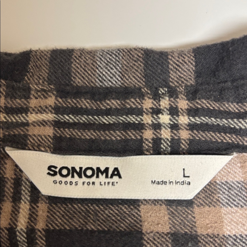 Sonoma Men's Black and Gray Plaid Casual Shirt Size L - Picture 3 of 5
